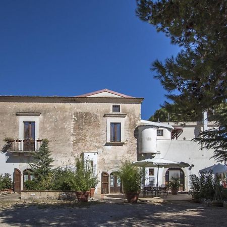 Вилла Masseria Citulo Il Pino Grande Кастель-дель-Монте Экстерьер фото