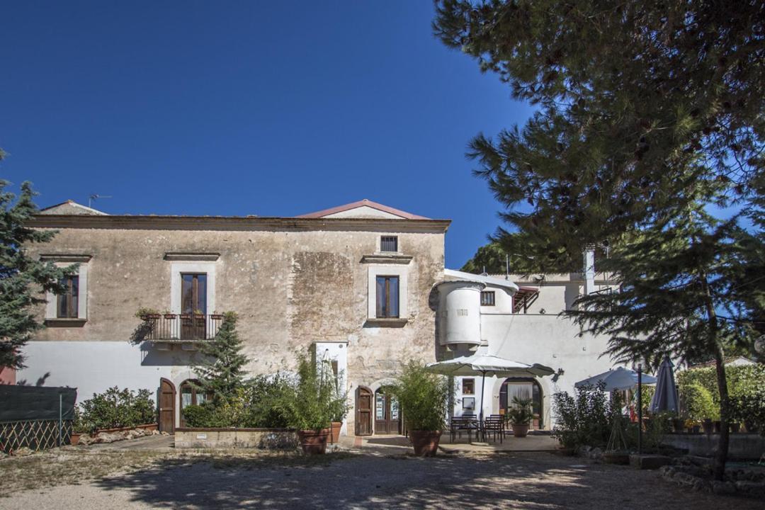 Вилла Masseria Citulo Il Pino Grande Кастель-дель-Монте Экстерьер фото